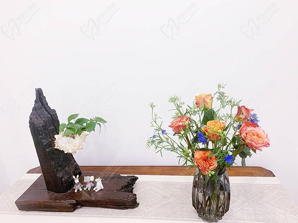 北京客萊美舍張冰潔怎么預(yù)約？張冰潔24小時(shí)在線聯(lián)系